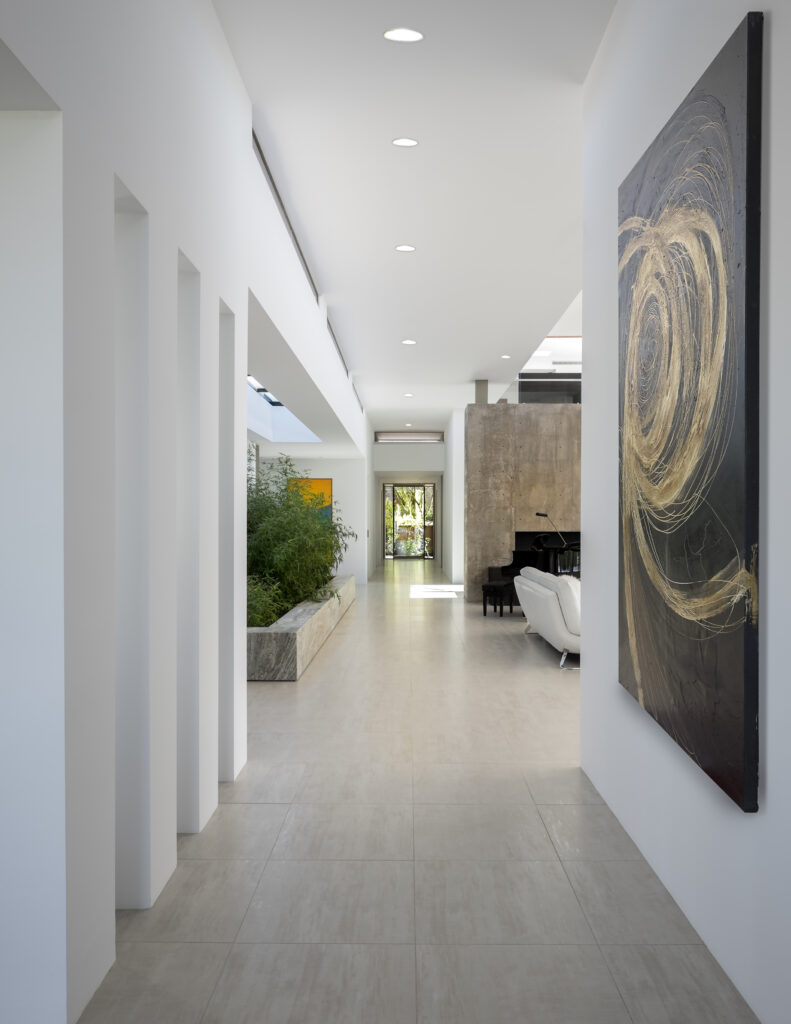 The Phil Nichols Company | Contemporary Home | Entry Way