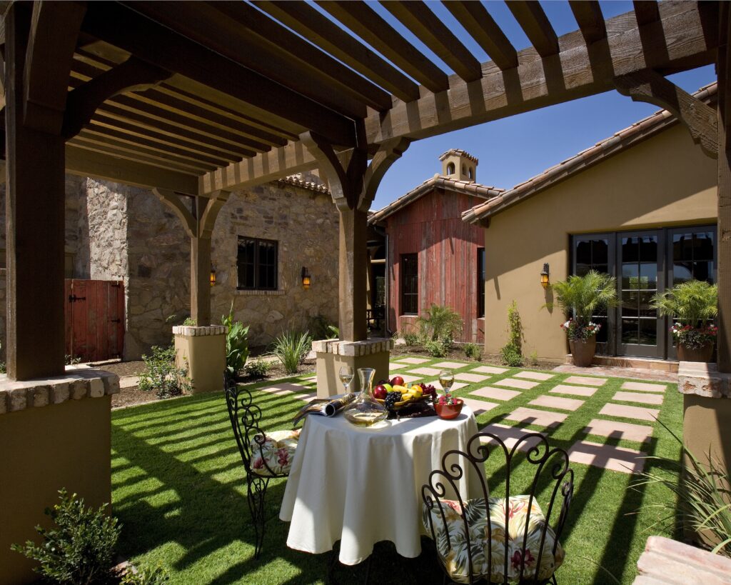 The Phil Nichols Company | Tuscan Farmhouse | Courtyard
